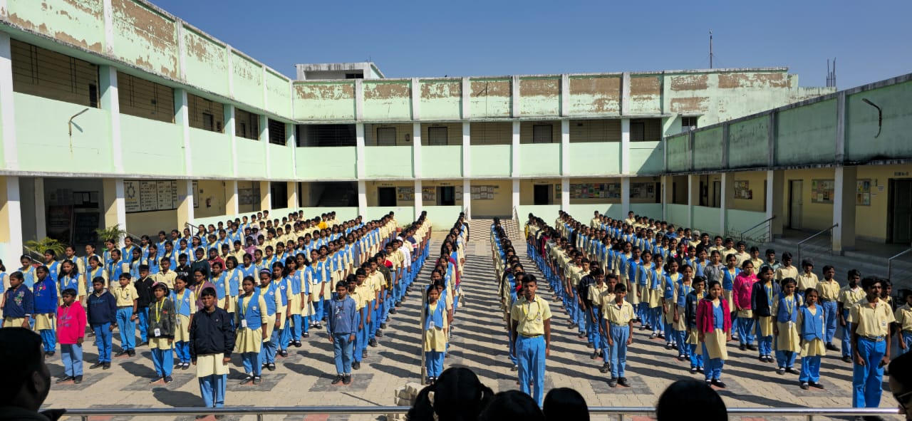VANDE MAATARAM MASS SINGING AT OAV UTTARBAD 